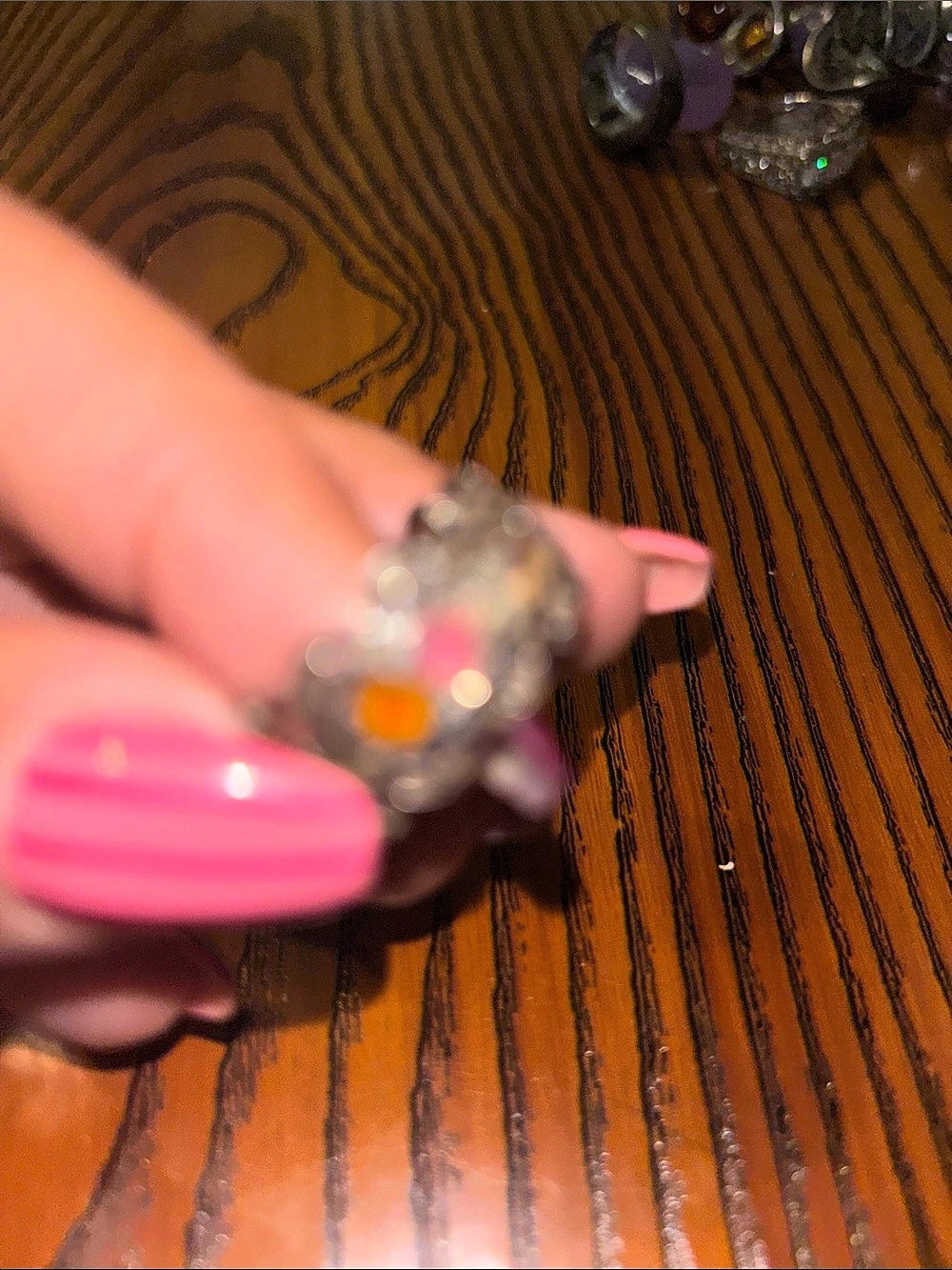 Textured Multicolor Stone Ring - Picture 3 of 3